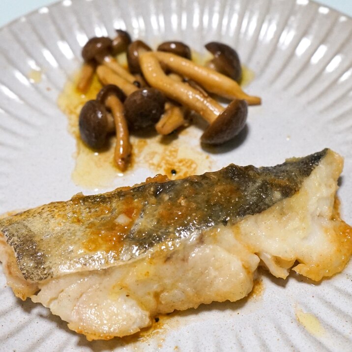 ブナシメジを添えて タラのバター醤油焼き レシピ 作り方 By あおい ᴗ 楽天レシピ ブナシメジを添えて タラのバター醤油焼き レシピ 作り方 By あおい ᴗ 楽天レシピ